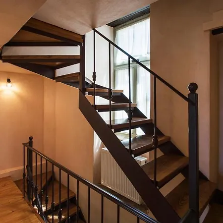 Old Town Lodge, 3 Minutes To The Sea Apartment Kyparissia