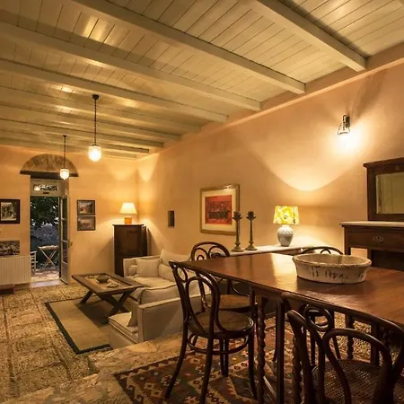 Old Town Lodge, 3 Minutes To The Sea